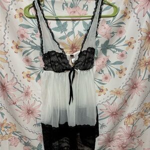 Victoria secret Elegant Black and White Lace Lingerie Set